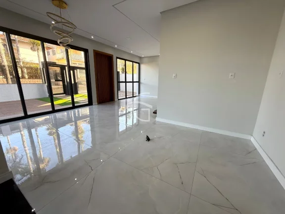 Imagem Casa à venda no Bairro Floresta em Joinville, por 980 mil