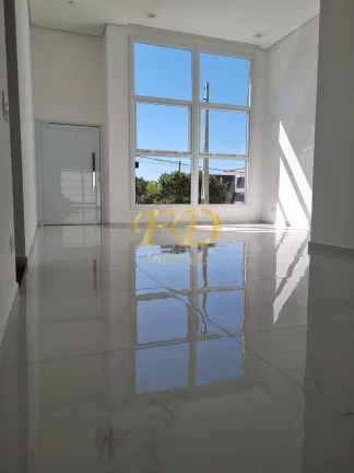 Imagem Casa em Condomínio Fechado em Atibaia