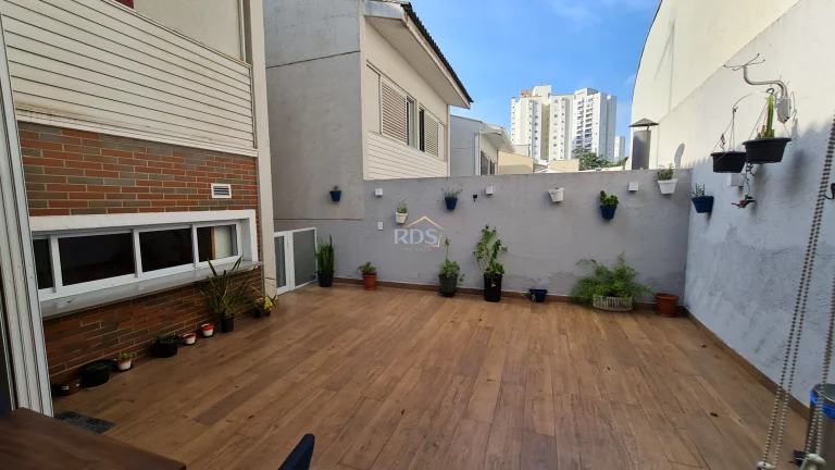 Imagem Vende casa em condomínio fechado na Vila Andrade