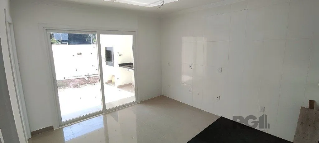 Imagem Casa de 3 dormitórios no bairro Hípica