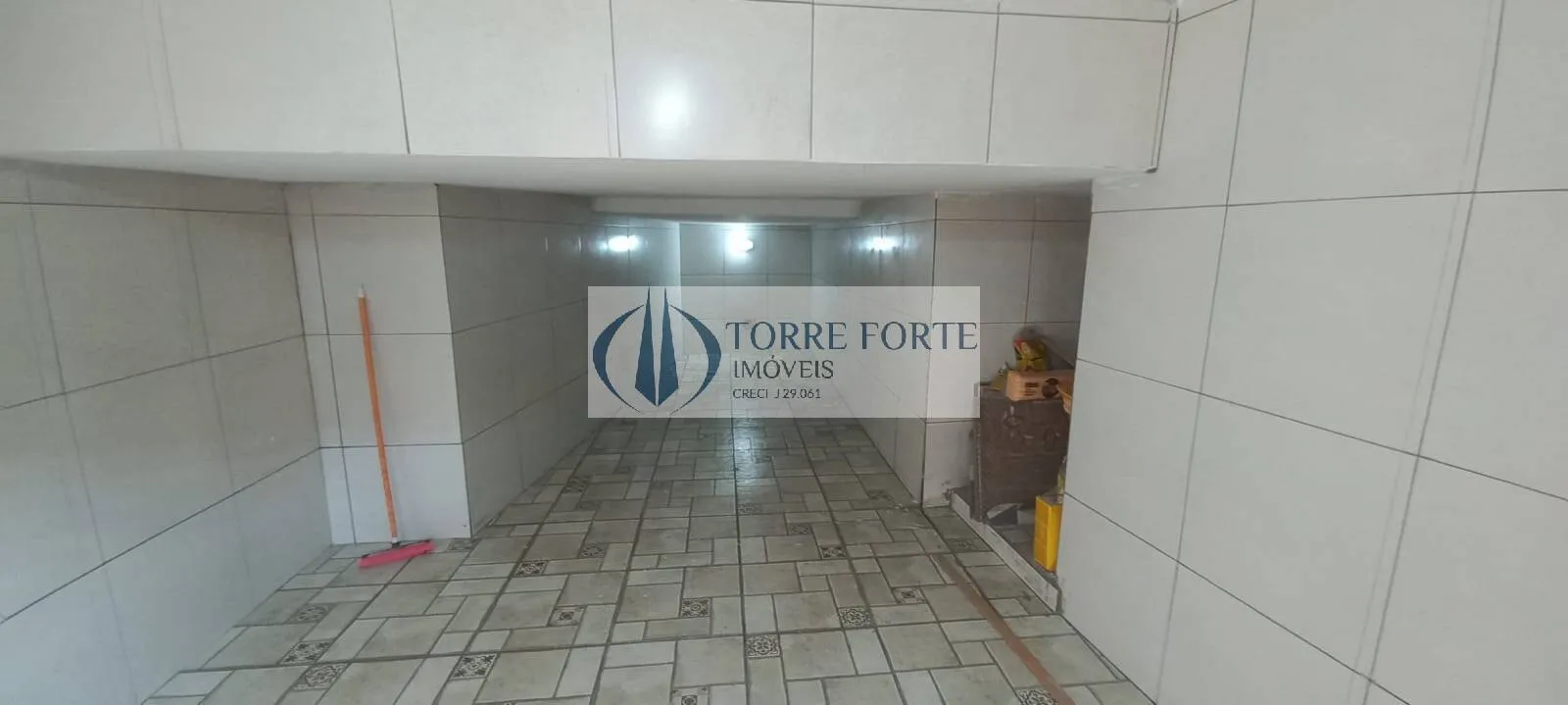 Imagem Sobrado 4 dormitórios 2 banheiros e 2 vagas na Vila FOrmosa