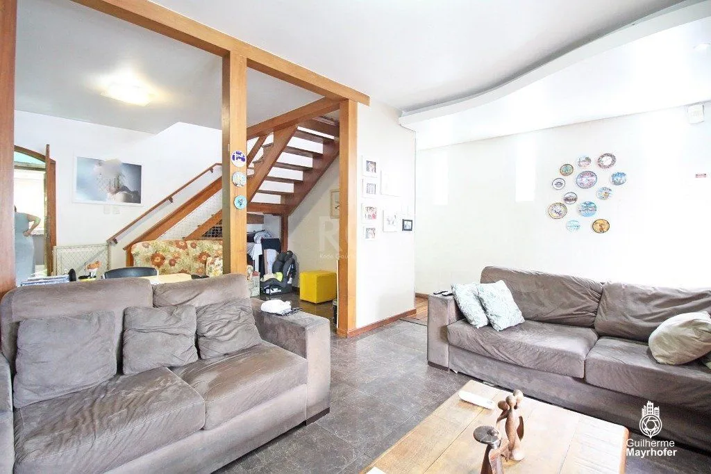 Imagem Casa para Venda - 151.36m², 3 dormitórios, sendo 1 suites, 2 vagas - Partenon