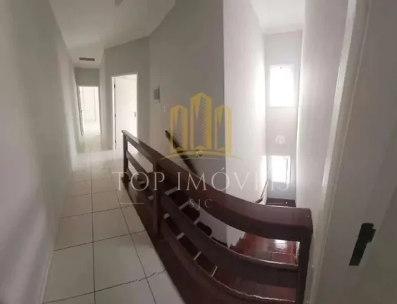Imagem Maravilhosa casa três dormitórios suítes com sacadas ambiente integrados na reserva do bosque