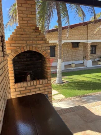 Imagem Casa porteira fechada na Praia do morro branco em Beberibe, Ceará