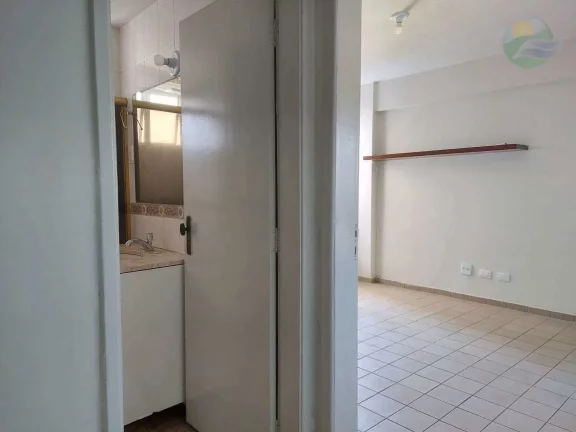 Imagem Apartamento 4 quartos, Frente mar, à venda na Av. Boa Viagem, Recife.