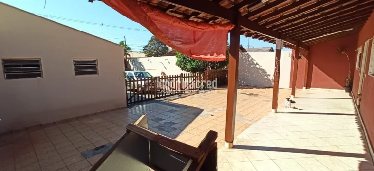 Imagem Casa à venda 4 Quartos, 1 Suite, 8 Vagas, 442M², Vila Brasil, Londrina - PR