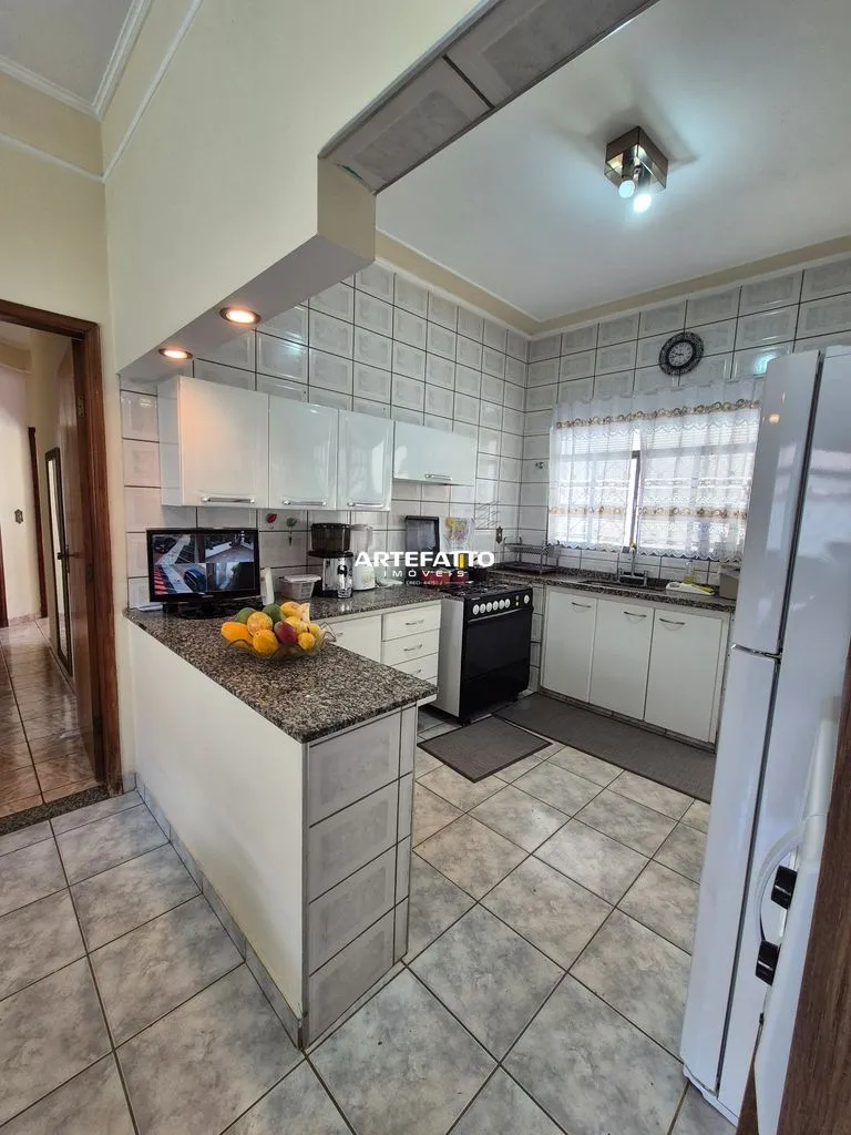 Imagem Casa com 3 dormitórios no bairro Santa Terezinha