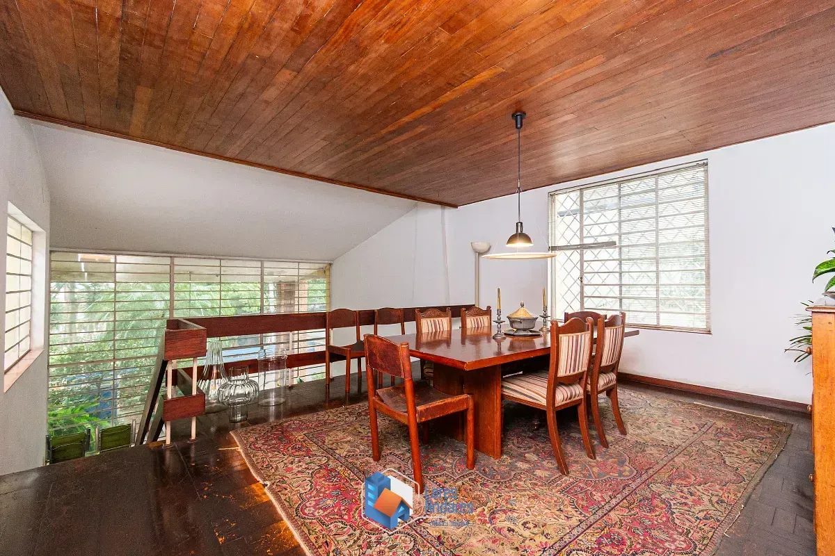 Imagem Casa para venda em Cidade Jardim com 3 quartos, sendo 1 suíte, 450m²