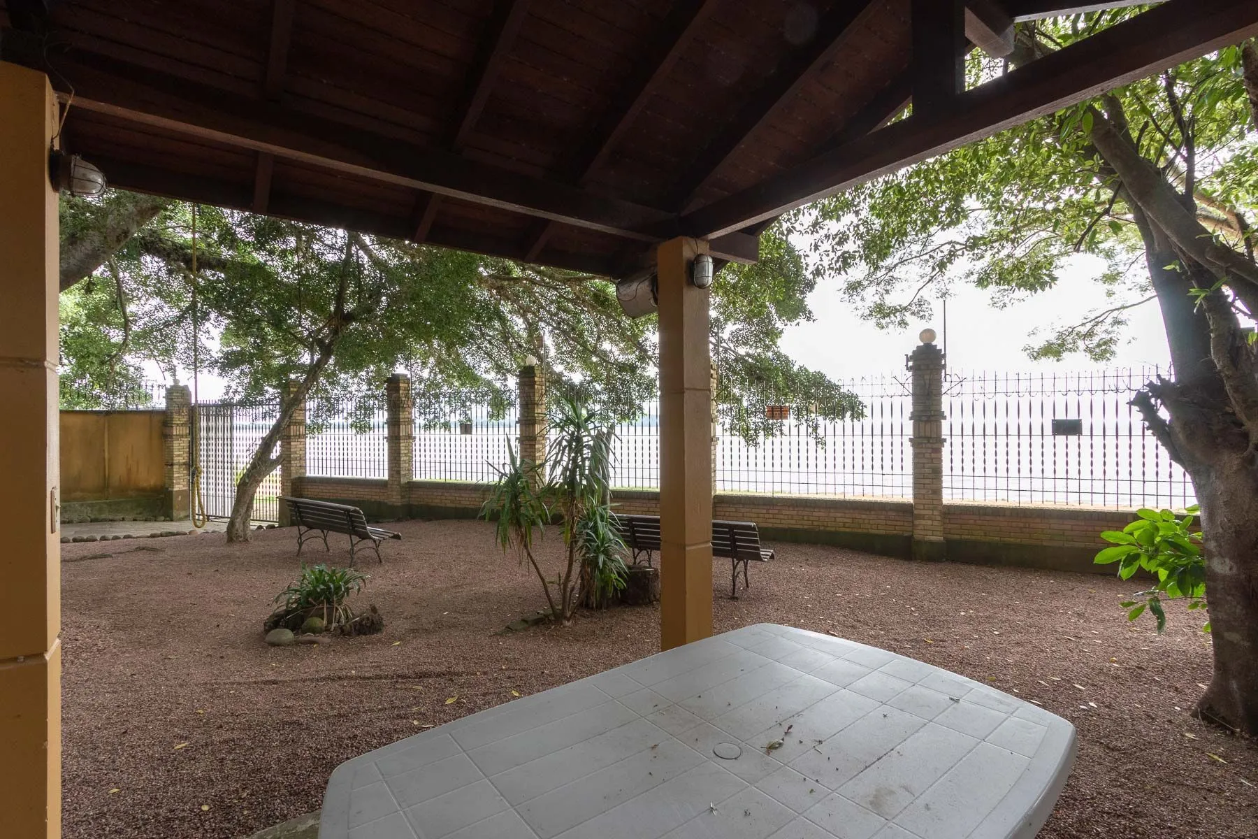 Imagem Casa em condomínio, 171m², 3 dormitórios, Pedra Redonda