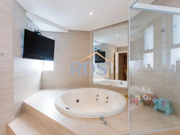 Imagem Vende lindo Apartamento de 640m² em Moema.