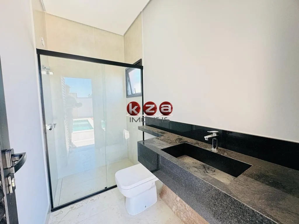 Imagem Imperdível casa em condomínio à venda em Valinhos-SP, Vila Capuava: 3 quartos, 3 suítes, 3 salas, 5 banheiros, 4 vagas de garagem, 280,00 m²!
