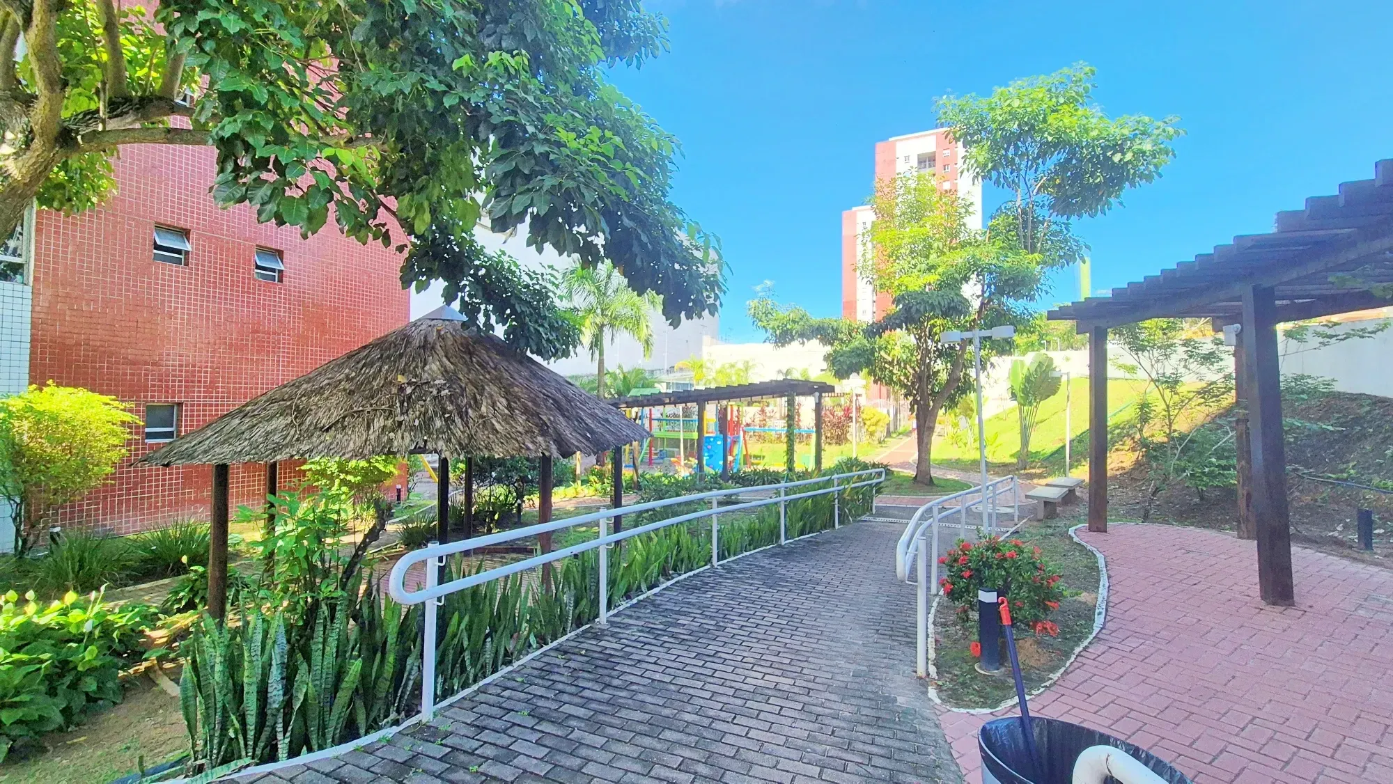 Imagem Apartamento com 2 Quartos à Venda ou Locação, 66 m² em Ponta Negra - Manaus