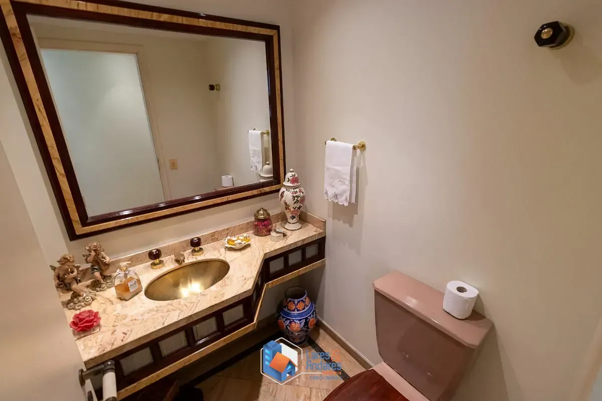Imagem Apartamento para venda em Campo Belo com 4 quartos, sendo 2 suítes, 255m²