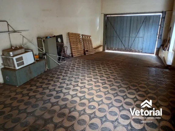 Imagem Casa com 6 dormitórios no Bairro JK - Barreiras-BA