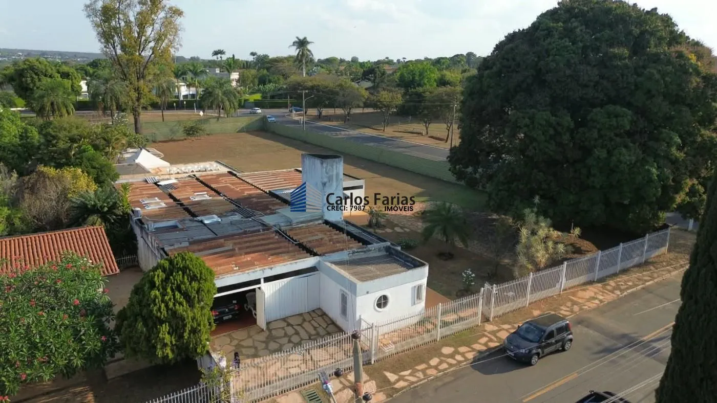 Imagem Casa para Venda em Brasília, Setor de Habitações Individuais Sul, 4 dormitórios, 4 suítes, 6 banheiros, 2 vagas