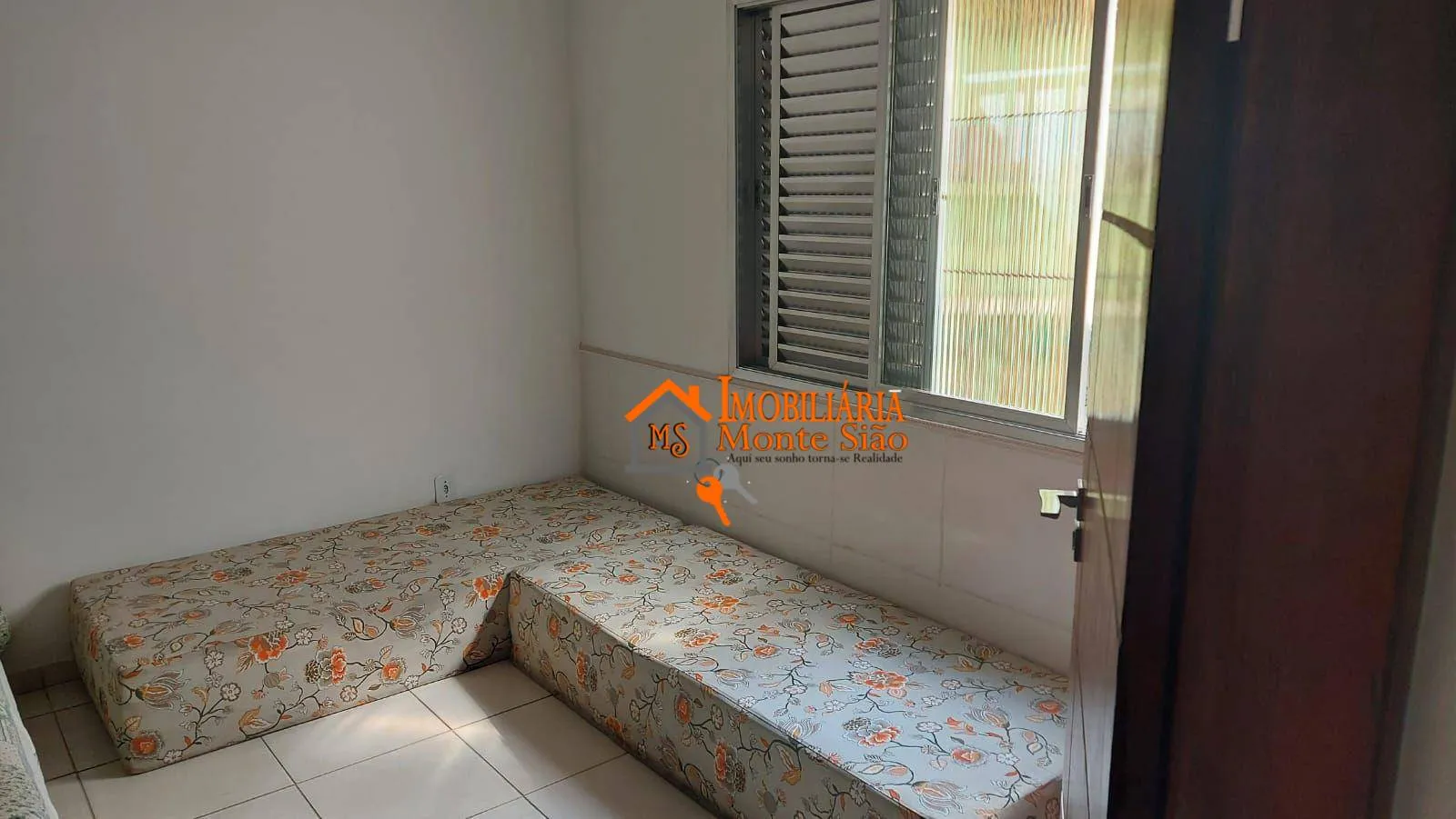 Imagem Casa com 2 dormitorios sendo 1 suite - Residencial ou Comercial Jardim Bela Vista