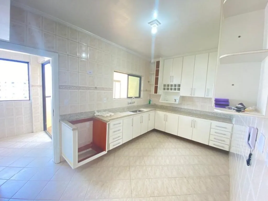 Imagem APARTAMENTO COM 205,00 m² - TUPI - PRAIA GRANDE SP