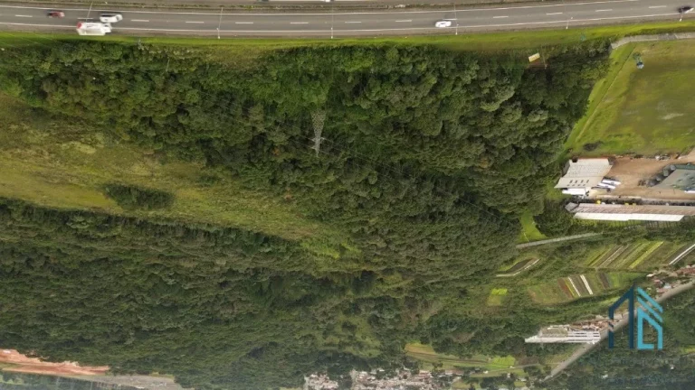 Imagem Terreno de 73.000 m² com 35.000 m² de área livre no eixo da CITCOL - Colombo (PR).
