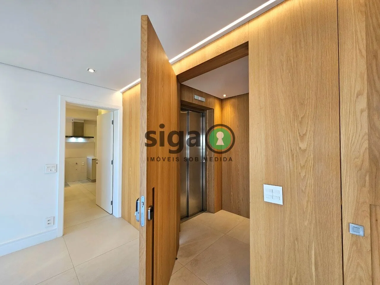 Imagem Apartamento à venda - 192 m², 3 suítes, 4 vagas - Campo Belo - São Paulo/SP