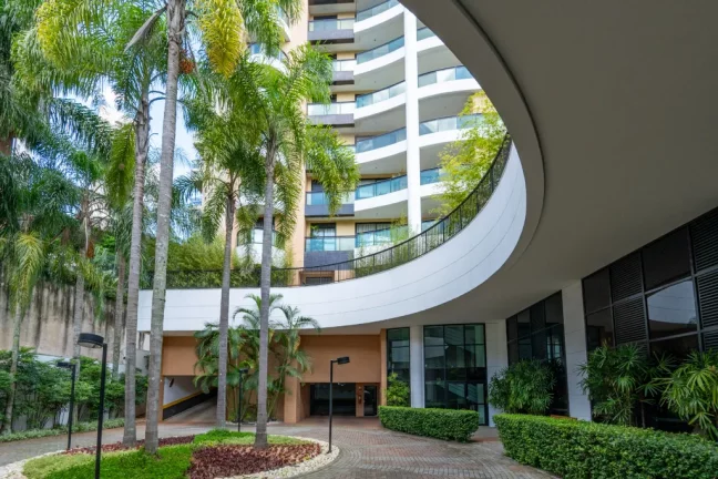 Imagem Apartamento à venda em São Paulo, Vila Suzana, com 3 quartos, 192m2