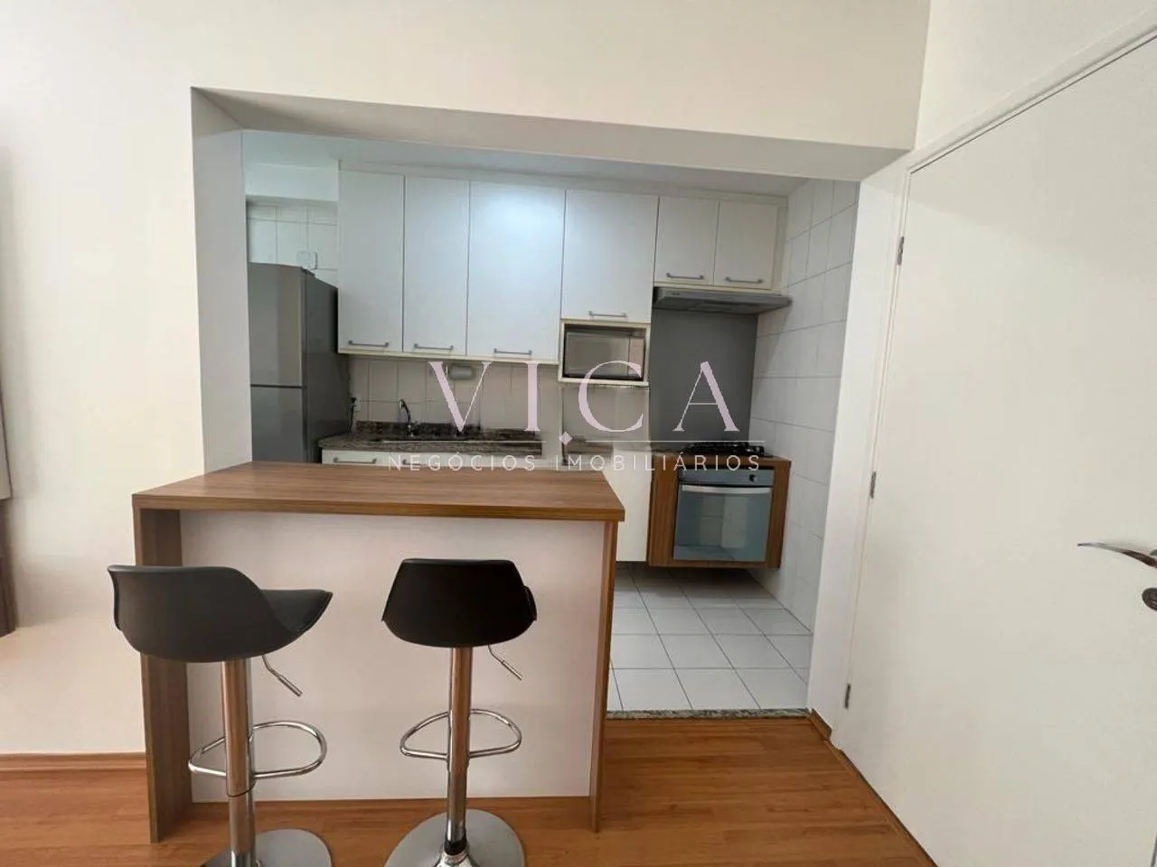 Imagem Apartamento Mobiliado de 2 dormitórios para alugar, 68 m² - Alphaville SP