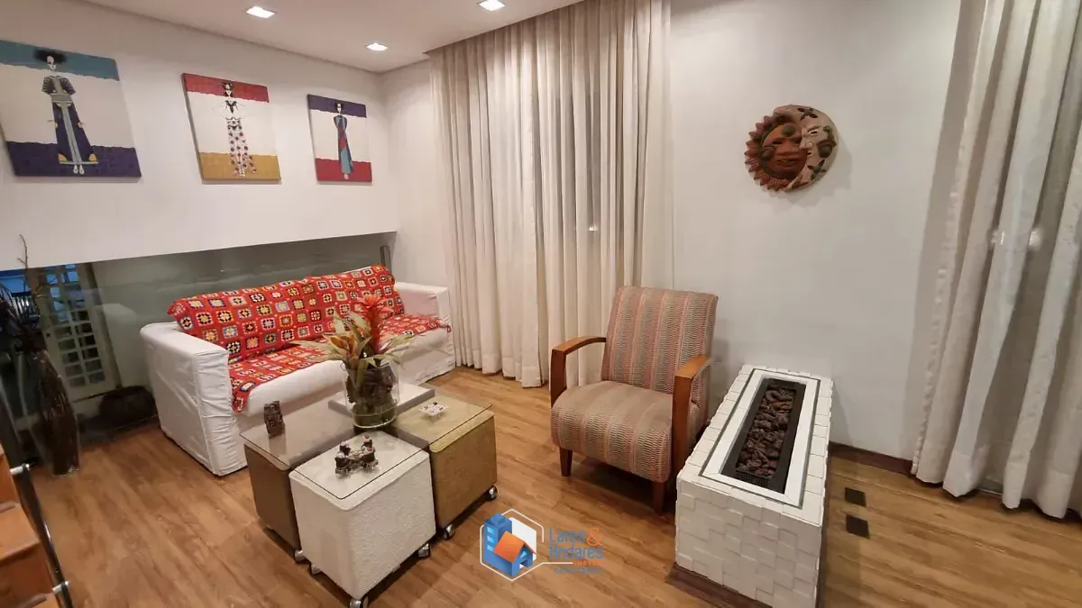Imagem Casa para venda em Vila Suzana com 4 quartos, sendo 2 suítes, 340m²