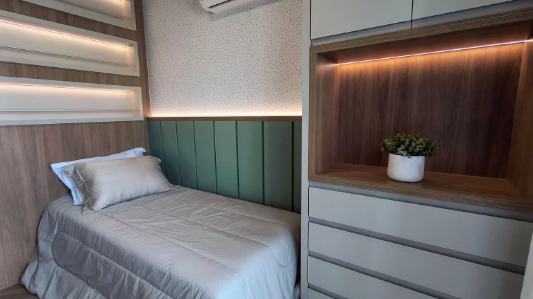 Imagem Apartamento 3 quartos sendo 1 suíte para venda no bairro Centro em Caxias do Sul