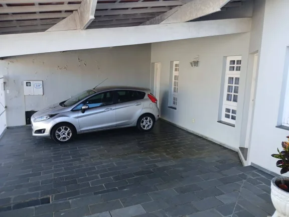 Imagem Casa Térrea com 3 Quartos - Jd. Europa