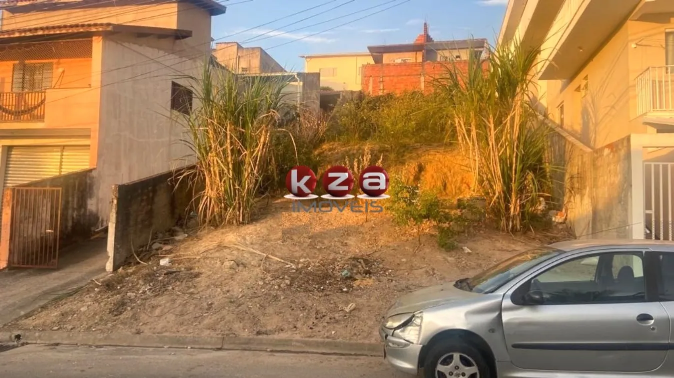 Imagem Terreno à venda em Valinhos-SP, no Loteamento Residencial Água Nova com 305,00 m² de área!