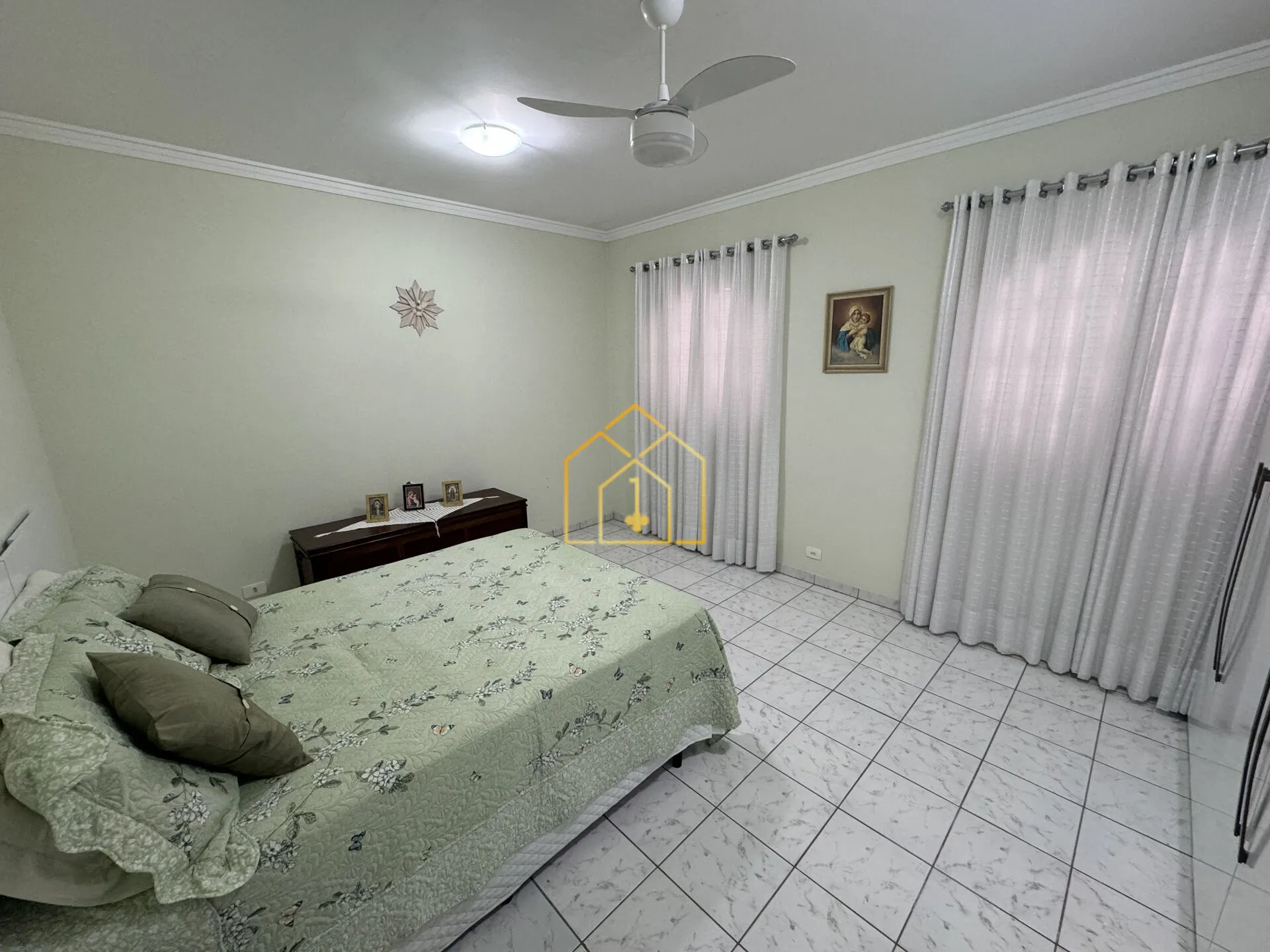 Imagem Sobrado à venda 177 m² 3 quartos 1 suíte 2 vagas | Jardim Stella - Santo André - SP