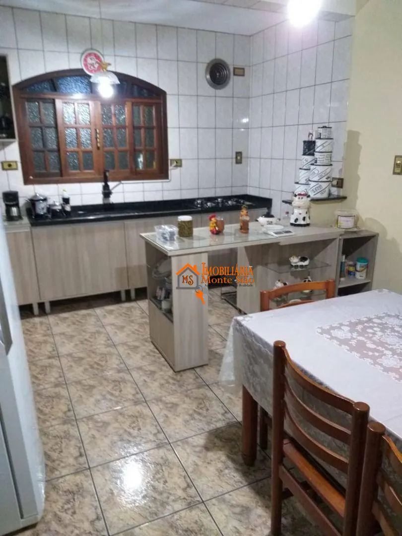 Imagem Sobrado com 3 dormitórios à venda, 100 m² por R$ 640.000,00 - Parque Piratininga - Itaquaquecetuba/SP