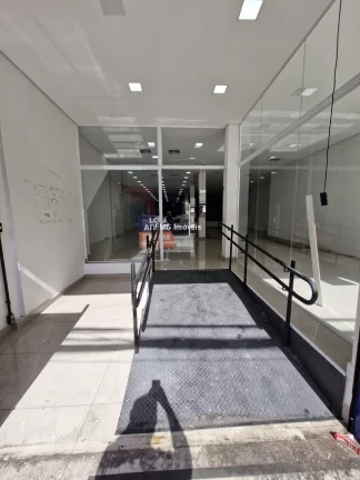 Imagem Loja comercial ampla em Pinheiros, São Paulo-SP: 6 banheiros, 15 vagas, 974m² de área! Venha conferir!
