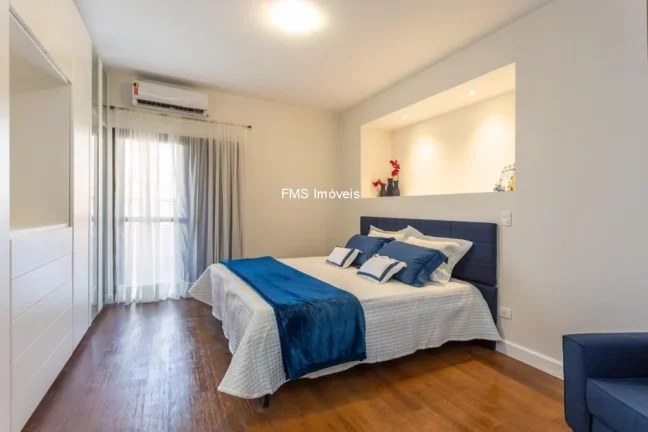 Imagem Apartamento de luxo na Vila Suzana, São Paulo-SP, com 4 quartos, 4 suítes e 387m² de área.