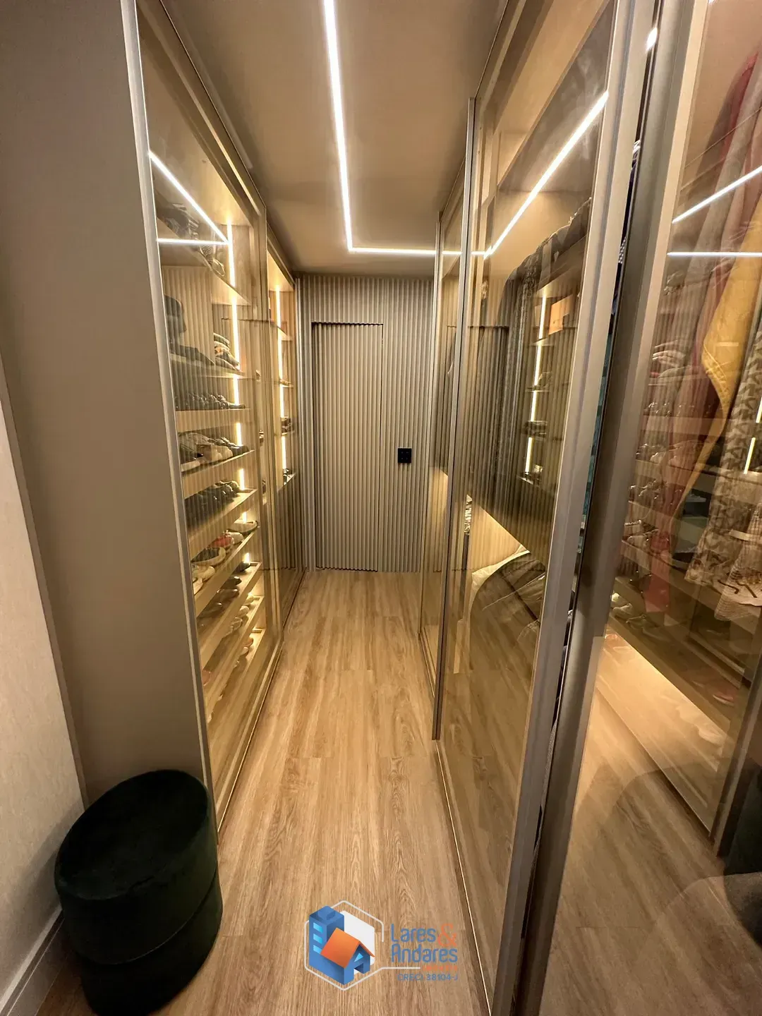 Imagem Apartamento para venda em Santana com 3 quartos, sendo 2 suítes, 196m²