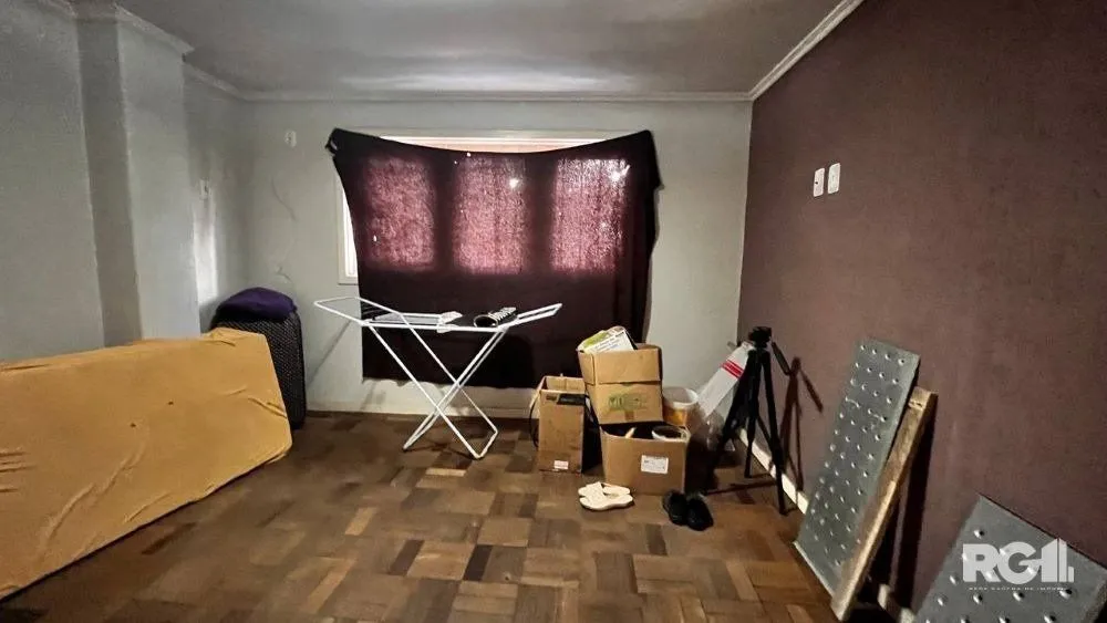 Imagem CASA A VENDA, AMPLA NA COMENDADOR BATISTA!