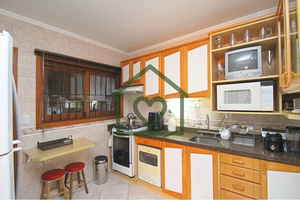 Imagem Viva o melhor da zona sul no Bairro Espírito Santo! Prepare-se para se encantar com esta residênci...