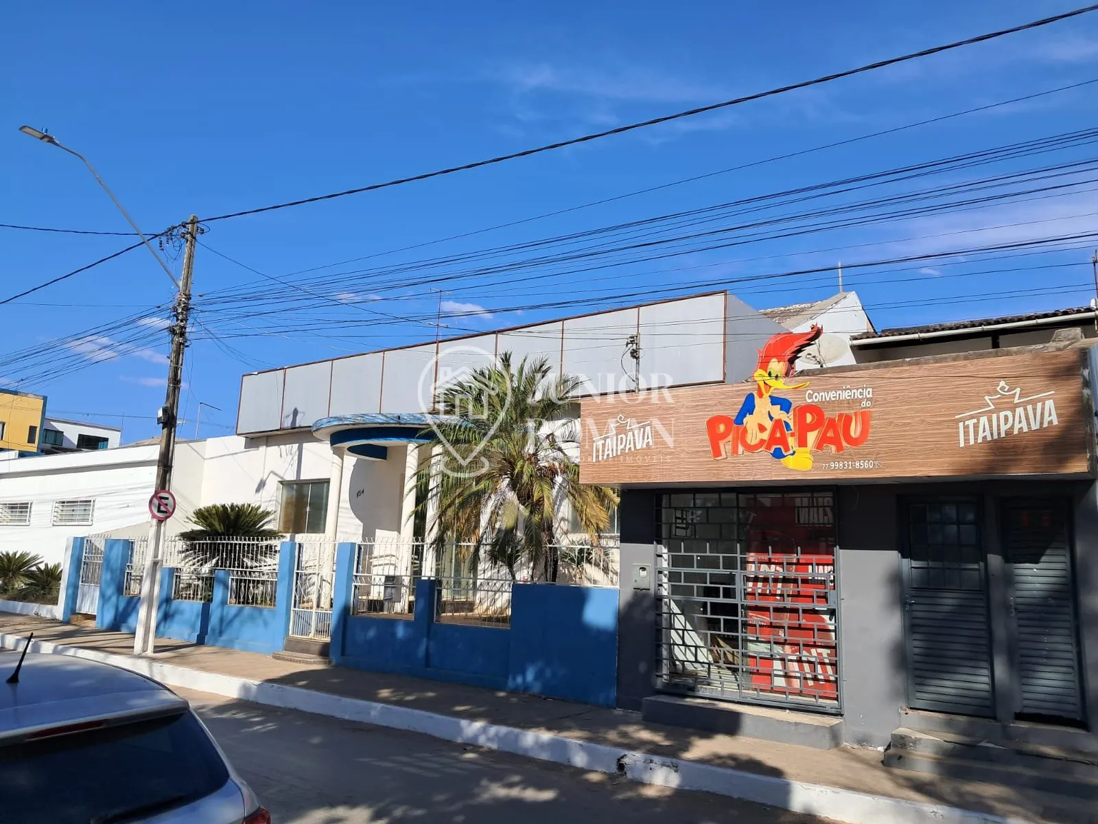 Imagem VENDO PONTO COMERCIAL NO CENTRO DE BARREIRAS/BA - EM FRENTE A PRAÇA DO CAIS