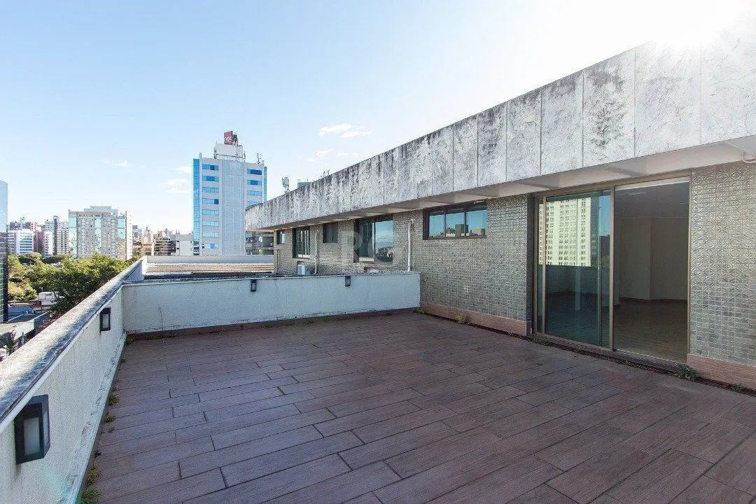 Imagem Cobertura Comercial para Venda - 225,39m², 0 dormitórios, 3 vagas - Bela Vista