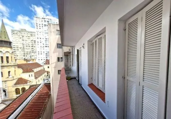Imagem Apartamento no Centro de 3 dormitórios DESOCUPADO