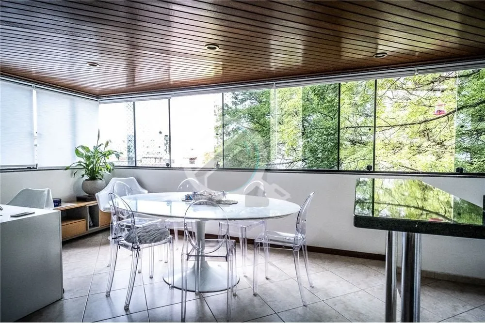 Imagem Um belo apartamento, localizado na parte alta da Lucas de oliveira. Fachada com Ã³timo acabamento, Ã...