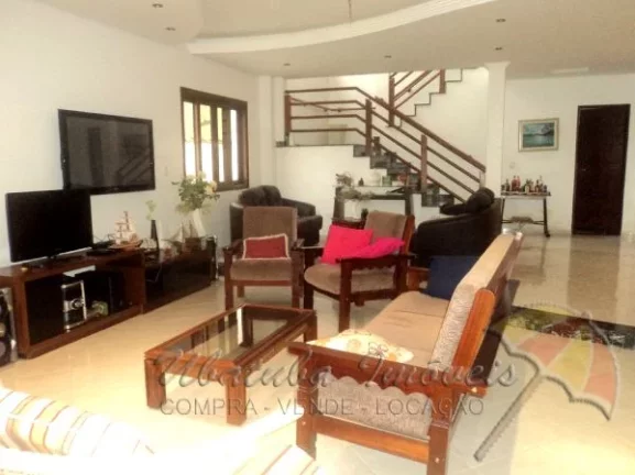 Imagem Casa Alto padrão - Cond. c/ lazer - Bairro Horto