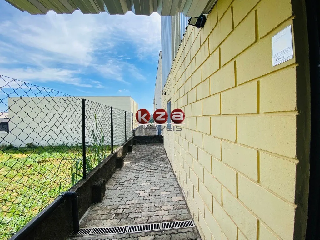 Imagem Galpão Comercial para Locação em Vinhedo-SP - Jardim São Lucas: 1 Sala, 3 Banheiros, 3 Vagas de Garagem, 200m² de Área.