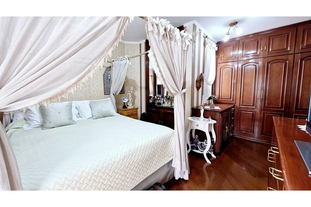 Imagem Apartamento à venda em São Paulo, Campo Belo, com 4 quartos, 240m2