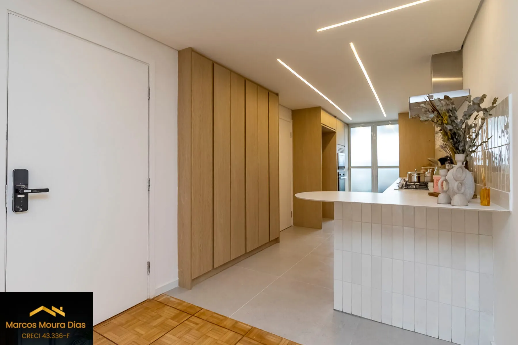 Imagem Apartamento Reformadíssimo 3 Suites, 141 m2, no Jardins