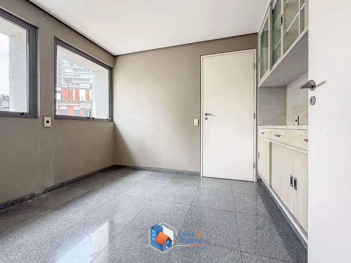 Imagem Apartamento para venda em Jardim Londrina com 4 quartos, sendo 2 suítes, 277m²