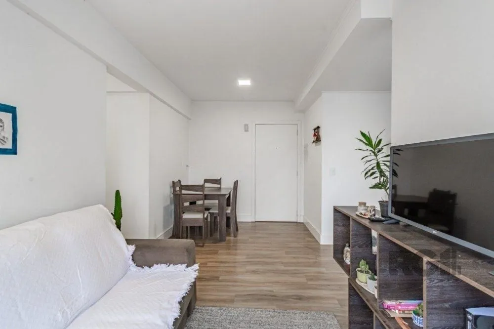 Imagem Apartamento 50m² - 2 dormitórios e 1 vaga no bairro Partenon