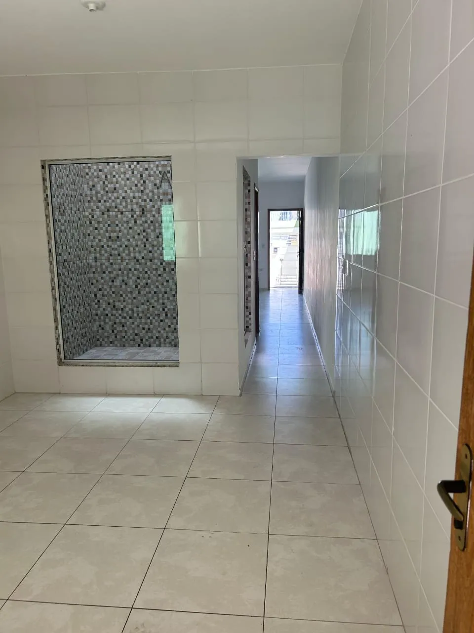 Imagem Sobrado Frontal para Locação na Cidade Líder - Excelente Custo-Benefício