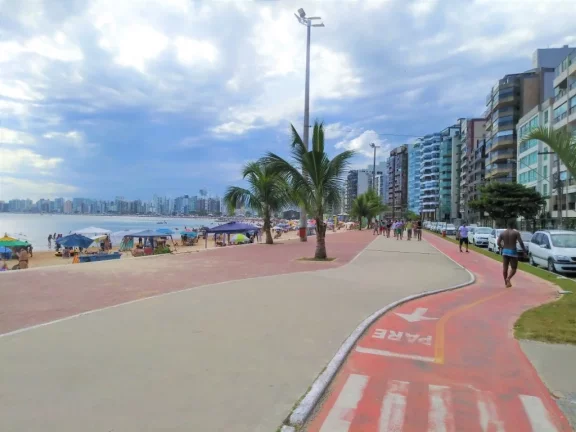 Imagem Apartamento Para Alugar Temporada De Frente Para O Mar Linda Vista da Praia Edifício Omar Prata Avenida Beira Mar Praia do Morro Guarapari Localizado