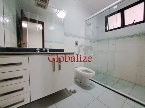 Imagem Apartamento á venda com 232m², 4 suítes, varanda de frente, 3 vagas por R$1.596.000,00 no Boqueirão em Santos