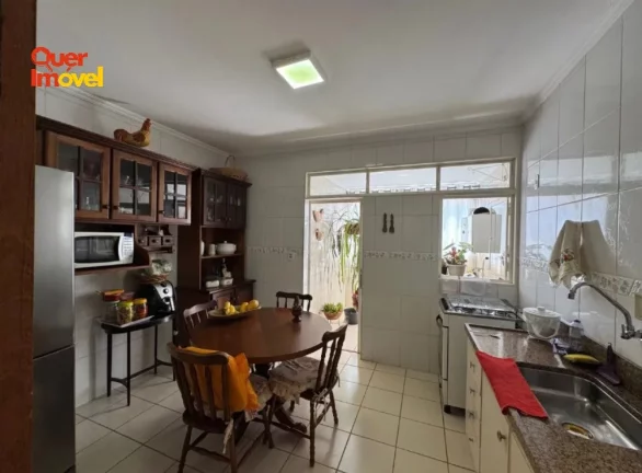 Imagem Imperdível: Apartamento à venda em Ribeirão Preto-SP, Jardim Irajá! 2 quartos, 2 salas, 1 vaga, 77m². Venha conferir!